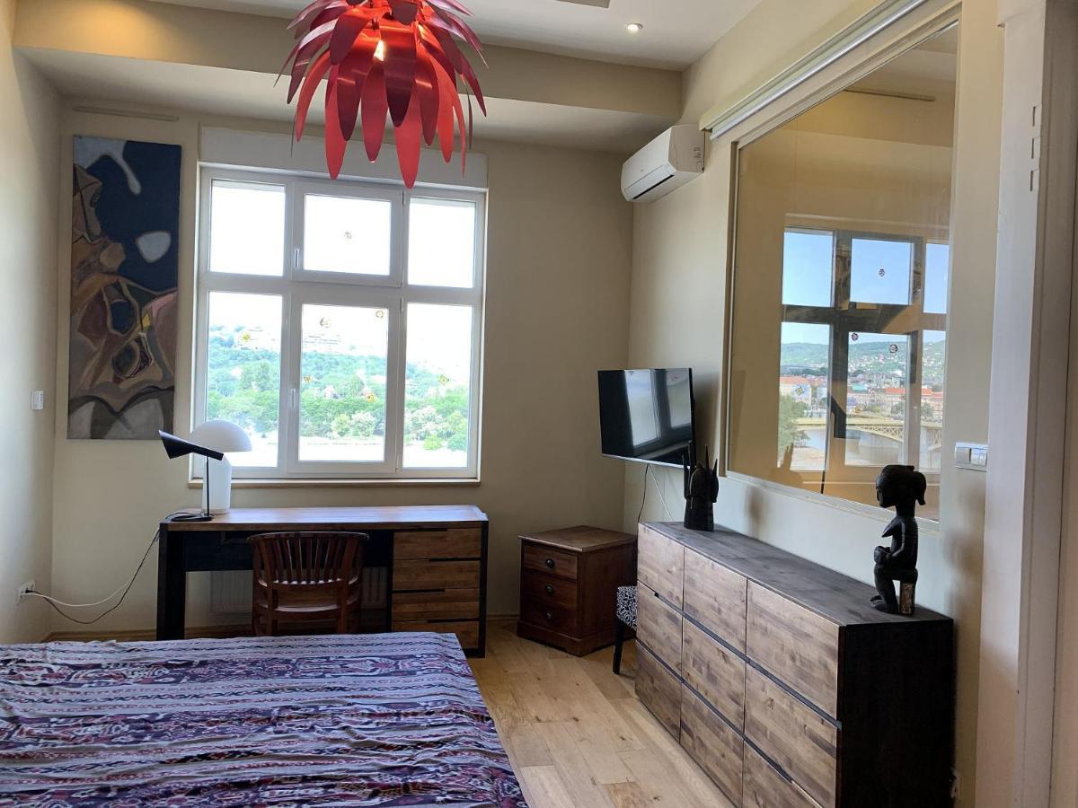 Riverside Gem In The City Center Будапеща Екстериор снимка